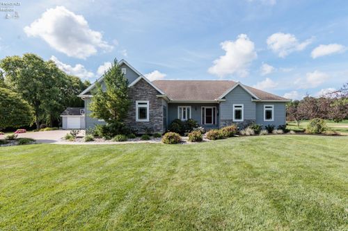 3004 Deerfoot Trl, Huron, OH, 44839-9115 | Card Image