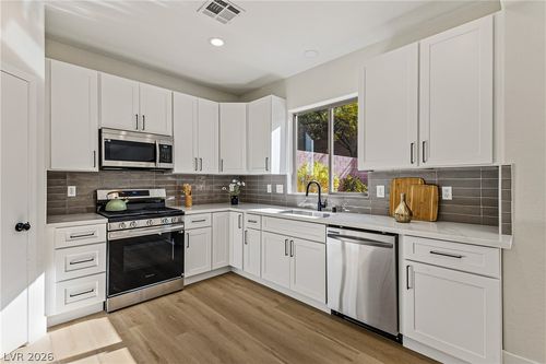 2721 Rimbaud St, Henderson, NV, 89044-0427 | Card Image