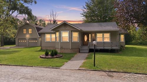 55 Huntley Lane, Midland, MI, 48640 | Card Image