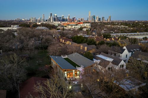 a-1700 Ravey St, Austin, TX, 78704-4927 | Card Image