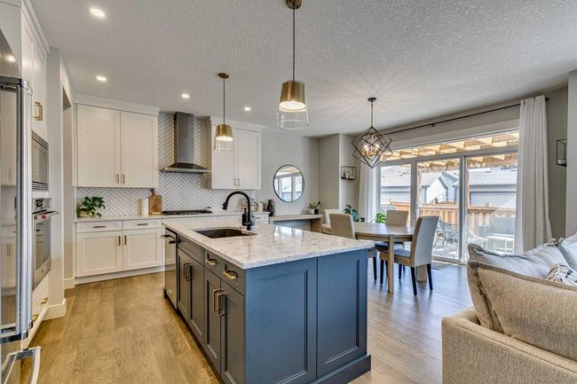 47 Mahogany Cape Se, House other with 3 bedrooms, 3 bathrooms and 4 parking in Calgary AB | Image 5