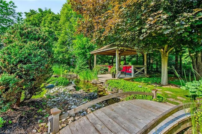 27 Gladiola Dr, House other with 5 bedrooms, 4 bathrooms and 14 parking in Carlisle ON | Image 40