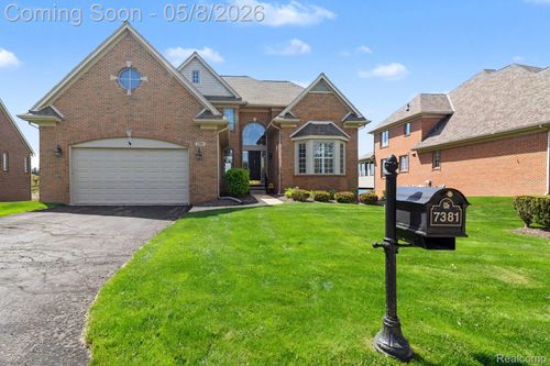 7381 Pine Vista Dr, Brighton, MI, 48116-4726 | Card Image