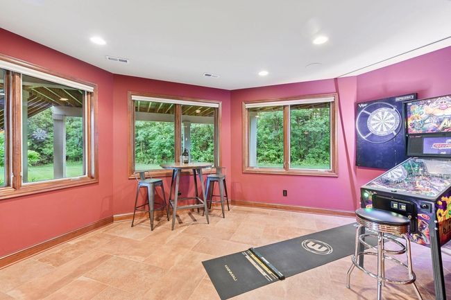 Game area, Walk out to yard | Image 50