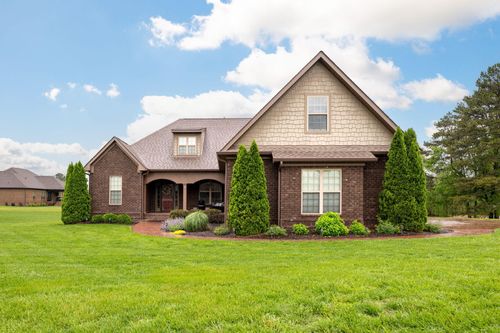 r-10 Zion Cove Ln, Englewood, TN, 37329-1400 | Card Image