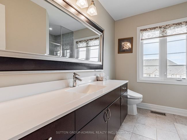 106 Disera Dr, Condo with 3 bedrooms, 3 bathrooms and 2 parking in Vaughan ON | Image 33