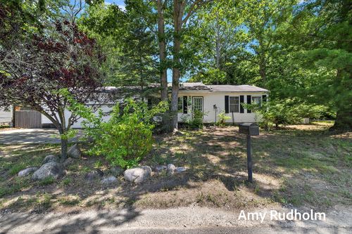 1150 Debaker Rd, Muskegon, MI, 49442-4589 | Card Image