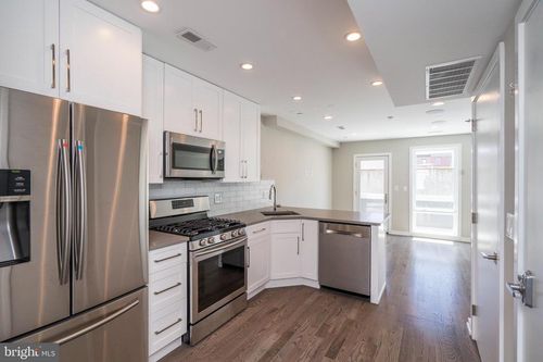 2-1436 Clymer St, PHILADELPHIA, PA, 19146-2204 | Card Image