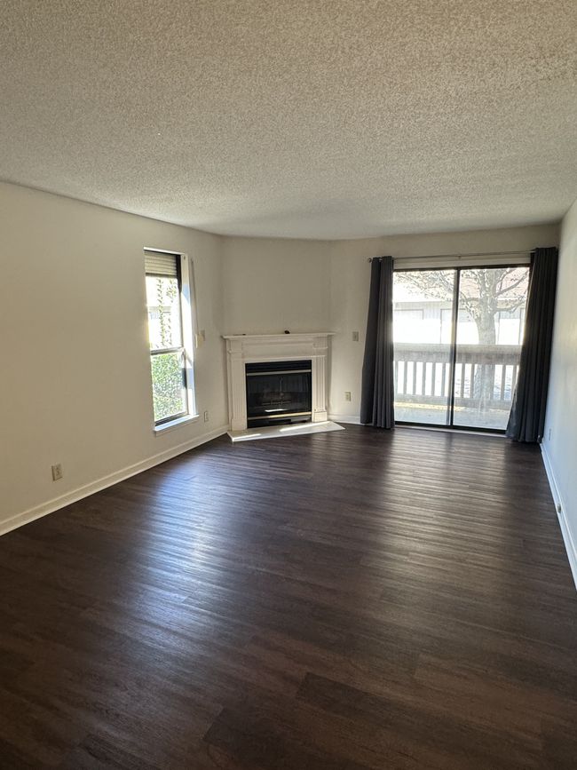 823 Highway 70 E, Condo with 2 bedrooms, 2 bathrooms and 1 parking in Dickson TN | Image 5