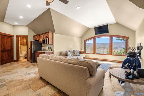 750 Monte Sano Dr, Scottsboro, AL, 35769-7919 | Card Image