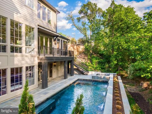 1231 N Pickett St, ALEXANDRIA, VA, 22304-1941 | Card Image