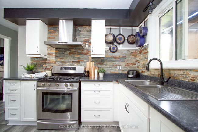 27 Anne St, House other with 4 bedrooms, 2 bathrooms and 6 parking in Millbrook ON | Image 12