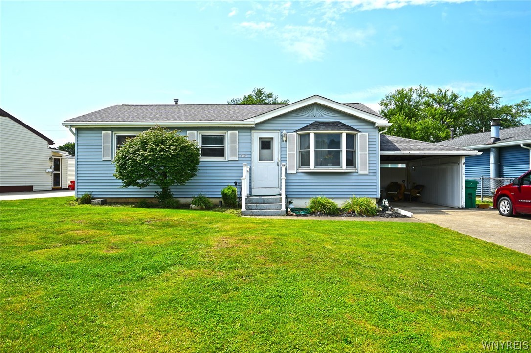 Bethford Dr, Buffalo, NY 14219