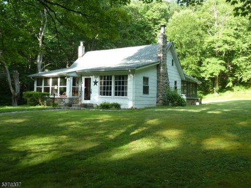860 Burnt Meadow Rd, Hewitt, NJ, 07421-3506 | Card Image