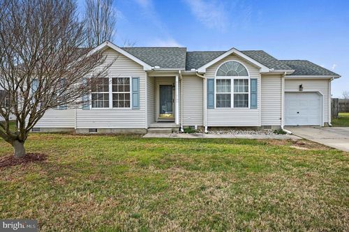 141 Honey Brook Ln, FELTON, DE, 19943-9226 | Card Image