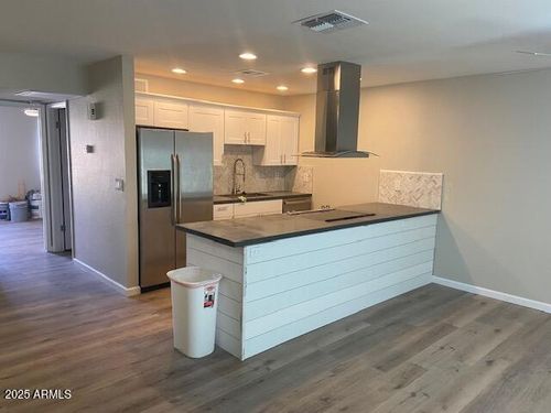 2107 W Yukon Dr, Phoenix, AZ, 85027-3474 | Card Image
