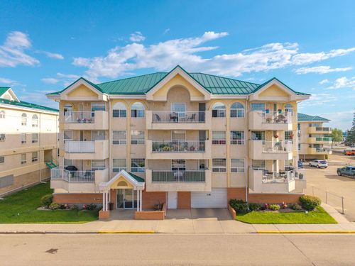 102-5116 49 Street, Lloydminster, AB, T9V0K4 | Card Image
