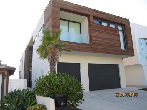 1215 Capri Way, Oxnard, CA, 93035 | Card Image