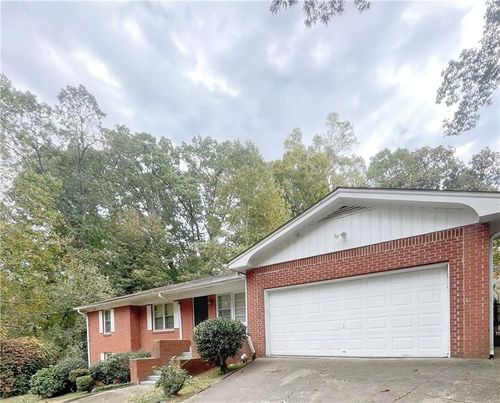 3801 Bretton Woods Rd, Decatur, GA, 30032-1401 | Card Image