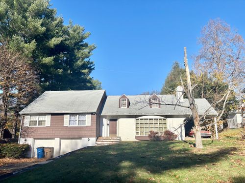 34 Davis Ave, Vernon, CT, 06066-3102 | Card Image