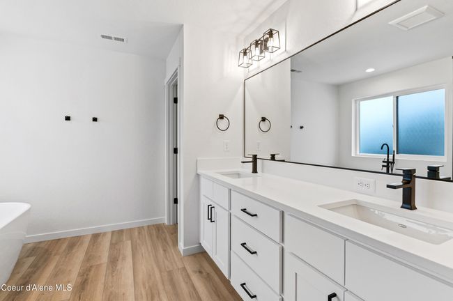 Previous house built - photos for reference for standard features, some may represent upgrades | Image 8