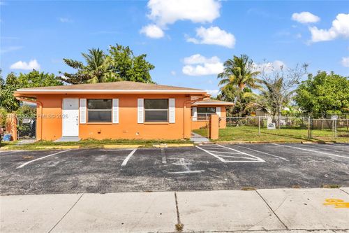 1451 Nw 19th St, Fort Lauderdale, FL, 33311-3577 | Card Image