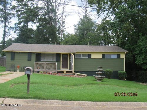 1614 Dianne Dr, Jackson, MS, 39204-4301 | Card Image