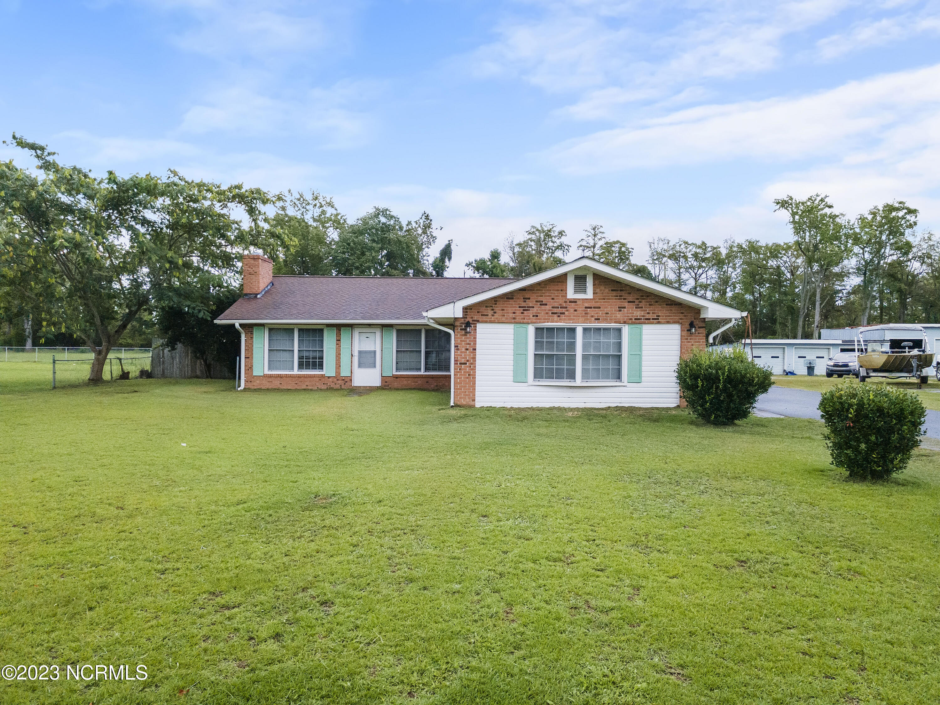 Whichards Beach Rd, Chocowinity, NC 27817