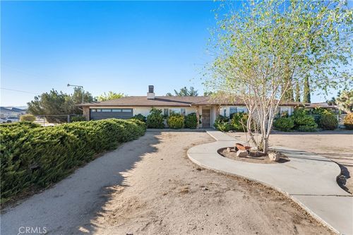 15921 Sultana St, Hesperia, CA, 92345-3435 | Card Image