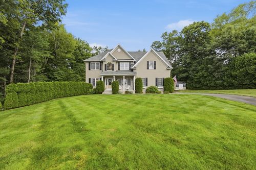 17 Ramonas Way, East Longmeadow, MA, 01028-2687 | Card Image