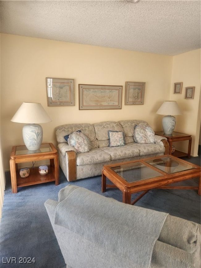 Open Living room | Image 5