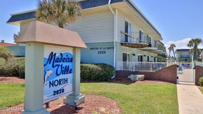 2820 Ocean Shore Boulevard, Condo with 2 bedrooms, 2 bathrooms and null parking in Ormond Beach FL | Image 1