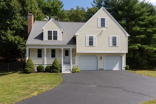 10 Old Millville Rd, Uxbridge, MA, 01569-1900 | Card Image