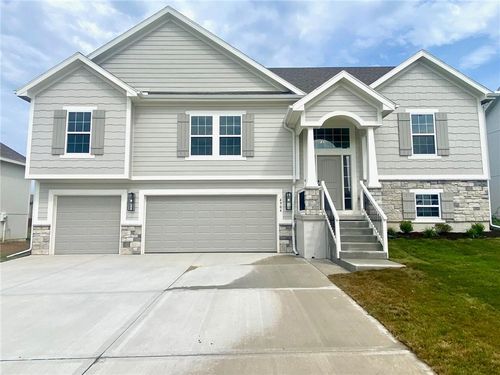 1026 Jasmine Dr, Liberty, MO, 64068-4508 | Card Image