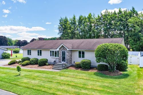 169 Country Rd, Agawam, MA, 01001-1647 | Card Image