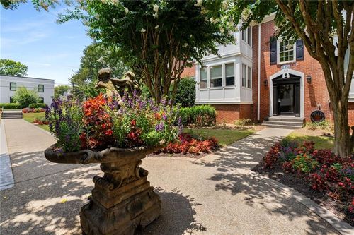 apt-d4-115 Peachtree Memorial Dr Nw, Atlanta, GA, 30309-1023 | Card Image