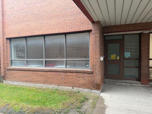 13-75 Milliken Blvd, Scarborough, ON, M1V2R3 | Card Image