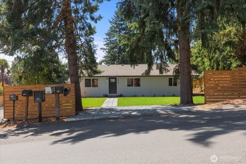 4663 S 166th St, SeaTac, WA, 98188-3232 | Card Image