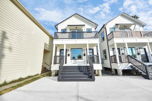 d-611 E 39th St, Houston, TX, 77022-4719 | Card Image