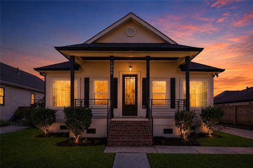 1925 Mehle St, Arabi, LA, 70032-1453 | Card Image