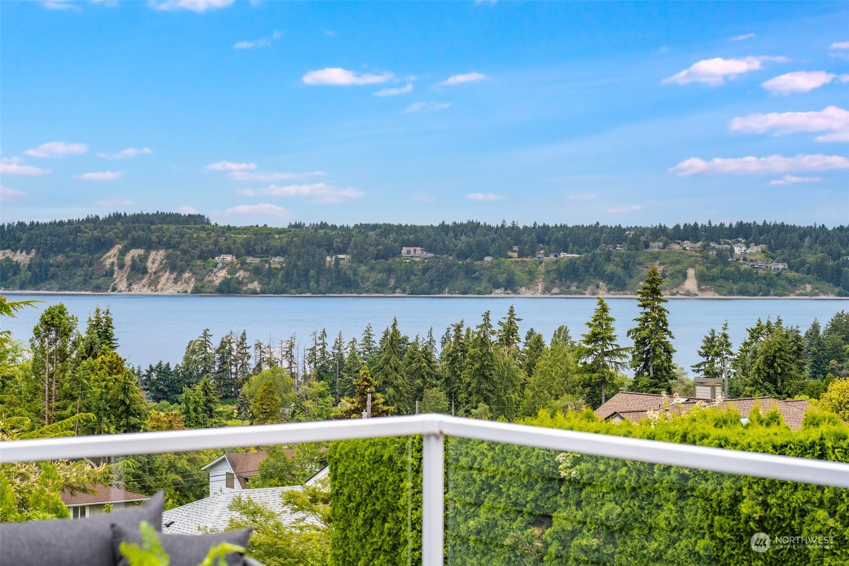 Mountain View Ave, Tacoma, WA 98465