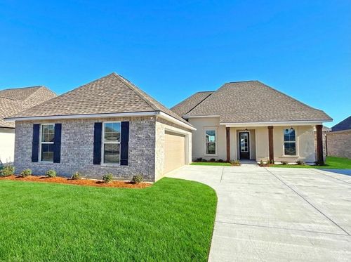 134 Spring Grove Loop, Thibodaux, LA, 70301-9901 | Card Image