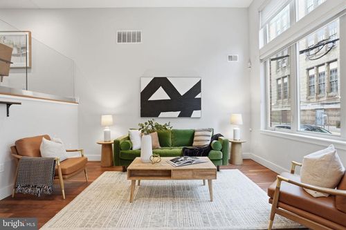 1706 Folsom St, PHILADELPHIA, PA, 19130-2816 | Card Image