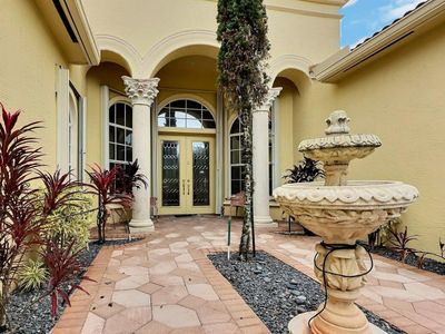 8768 Via Prestigio E, House other with 3 bedrooms, 3 bathrooms and null parking in Wellington FL | Image 3