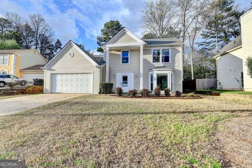 200 Pine Bridge Trl, Johns Creek, GA, 30022-4585 | Card Image
