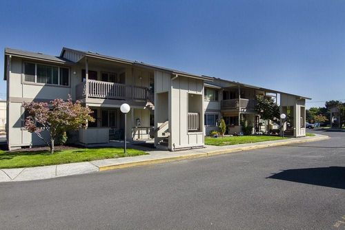 1220 W 8th St, The Dalles, OR, 97058-3685 | Card Image