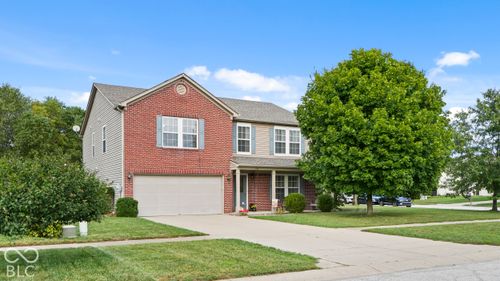 1124 E Mcclarnon Dr, Greenfield, IN, 46140-7003 | Card Image