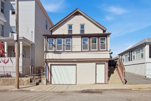 148 Hamlet St, Fall River, MA, 02724-3341 | Card Image