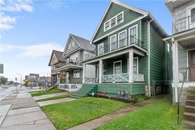 877 Hertel Avenue, Home with 6 bedrooms, 2 bathrooms and null parking in Buffalo NY | Image 3