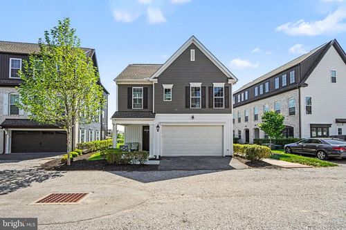 1318 Revival Dr, MECHANICSBURG, PA, 17055-8729 | Card Image